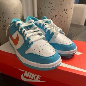MENS NIKE DUNK LOW RETRO Miami Dolphins 7.5